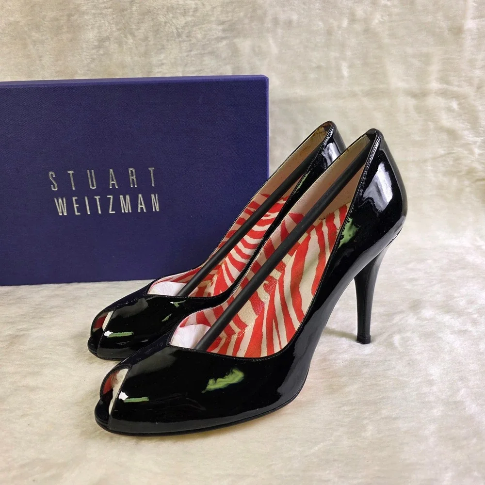 Stuart Weitzman Picante Peep Toe Pumps Stiletto Black Patent Leather Women 8 NEW